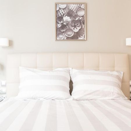 Ferienwohnung A17 Modern & Cosy 2R Flat Up To 4Ppl Near Parthenon Athen Exterior foto